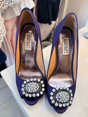 Badgley Mischka Lissa Pumps